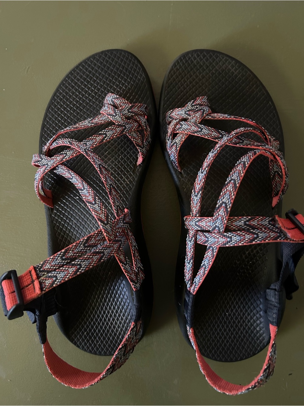 Chaco Classic Womens Sport Sandals Strappy w/ Toe Loop Size 10US Hiking Outdoors